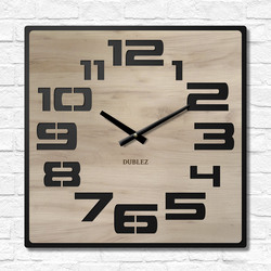 Square clock with large numbers - Noir Number | Cream Oak