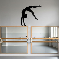 Nástenná dekorácia - Gymnastka  | Čierna