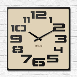 Square clock with large numbers - Noir Number | Beige