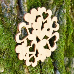 Drevený podpivník pod pohár - Srdiečka