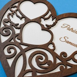 Drevená tácka na obrúčky - Srdiečko | Biela / Orech