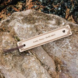 Valentýnský dárek - Dřevěná záložka do knihy