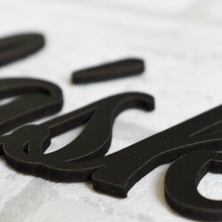 Krátky citát na stenu - Kde je láska, tam je život.  | Čierna