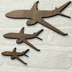 Repülőgép a világtérképhez | Dió