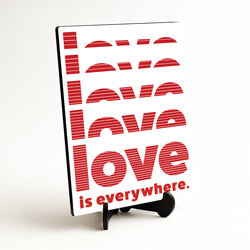 Moderný obraz s nápisom - Love is everywhere