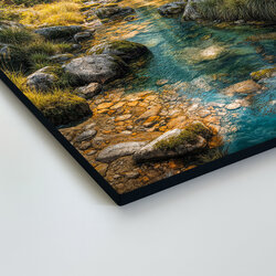 Drevený farebný obraz - Lesný potok