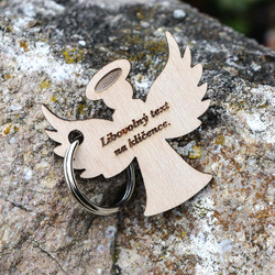 Dřevěný přívěšek na klíče - Anděl s vlastním textem 