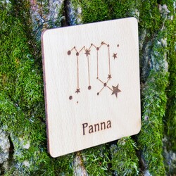 Drevená dekorácia na stôl - Podpivník znamenie Panna