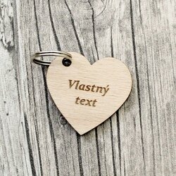 Drevená kľúčenka s vlastným textom