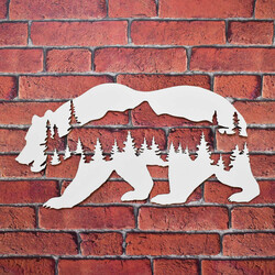 Drevená nálepka na stenu - Medveď v horách | Biela