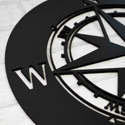 Drevená dekorácia na stenu - Kompas | Čierna