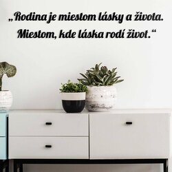 Drevený citát o rodine na stenu | Čierna