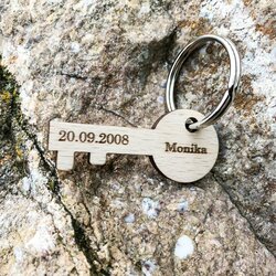 Valentin-napi ajándék - Szív alakú kulcstartó kulccsal