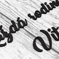 3d Nápis z dreva na stenu - Vitajte v našom príbehu | Čierna