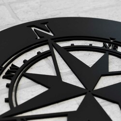 Drevená dekorácia na stenu - Kompas | Čierna