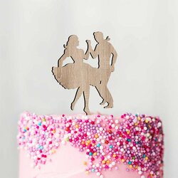 Drevený zápich na tortu - Ľudové tance | Dub Sonoma