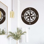 Decorațiune din lemn pentru perete - Busolă