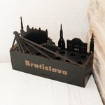 Drevený stojan na perá - Bratislava